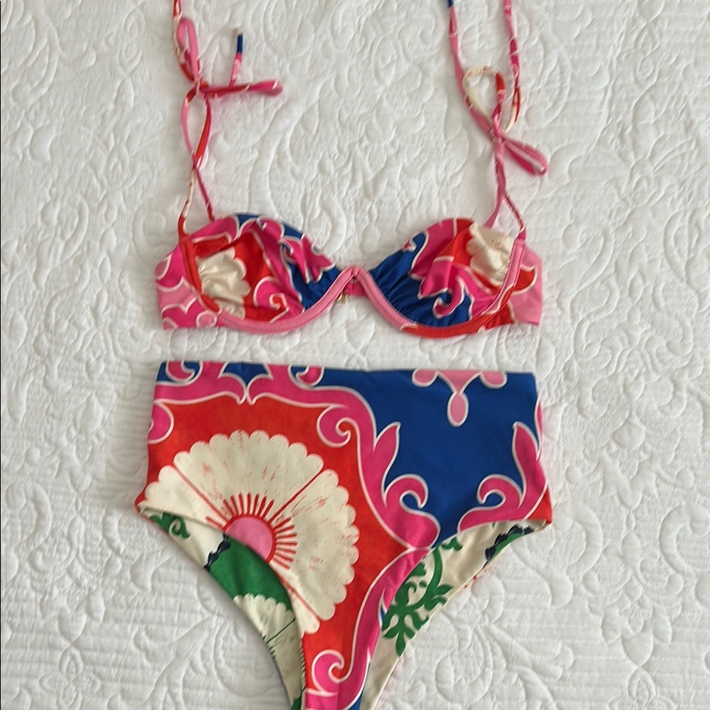 Agua Bendita Donna Pink and Blue Floral Bikini top and bottom